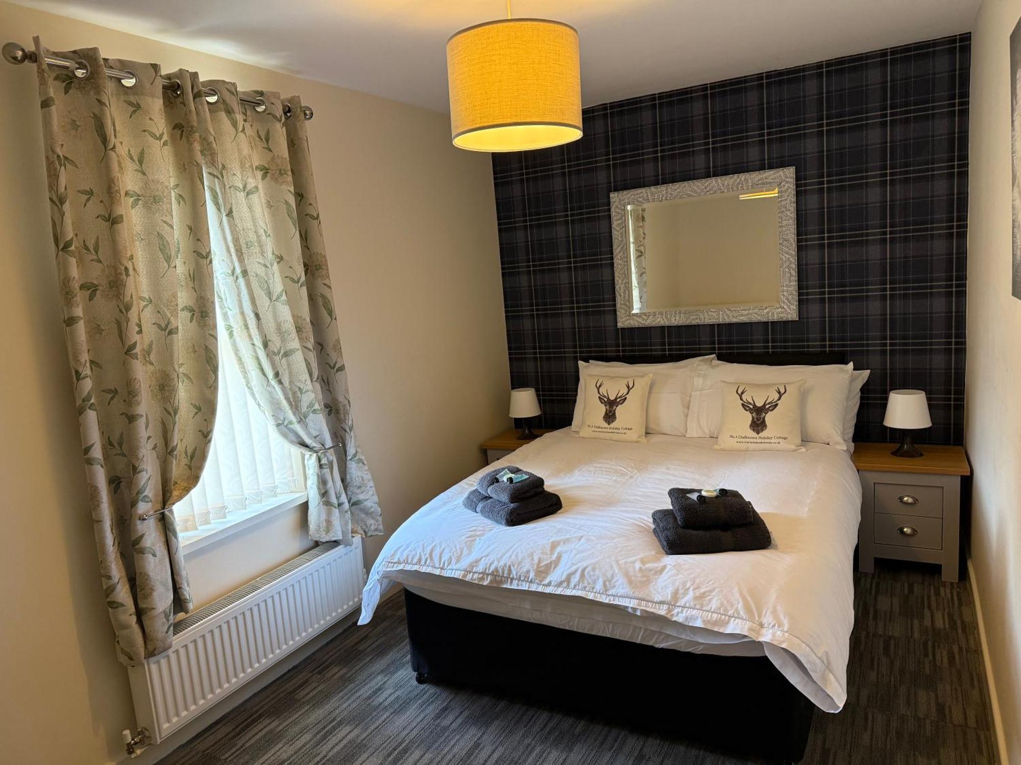 3 Dialknowe - - 3 Bedrooms *